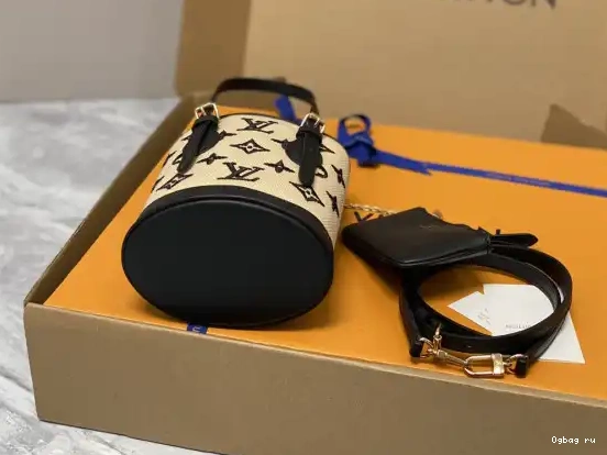 BUCKET VUITTON NANO LOUIS 0607